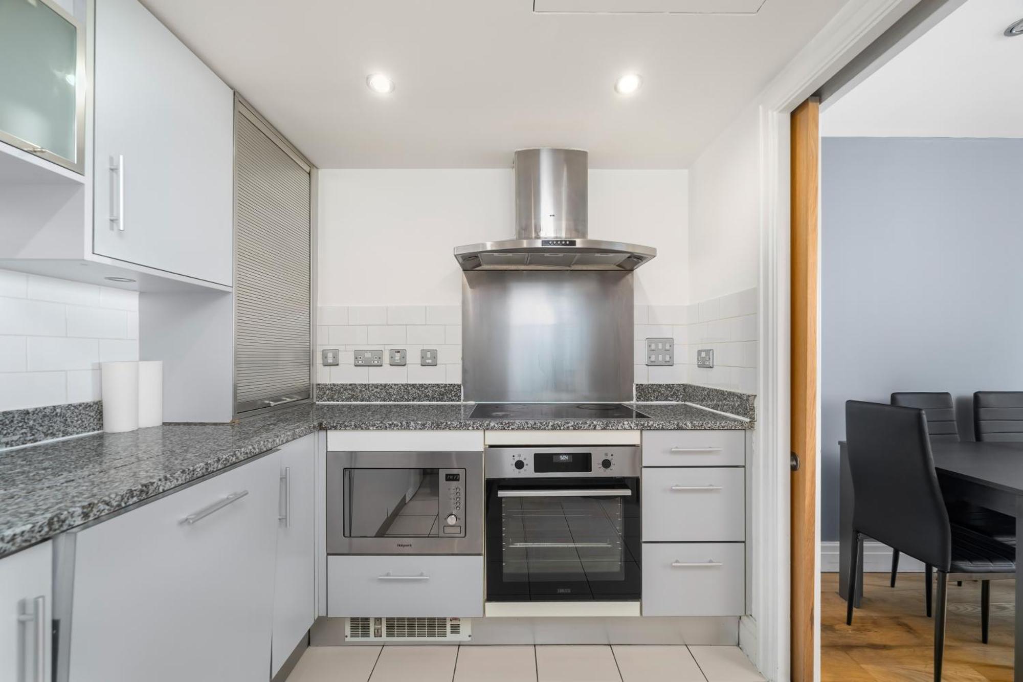 Modern Paddington Station 2 Bedroom Apartment Londra Esterno foto